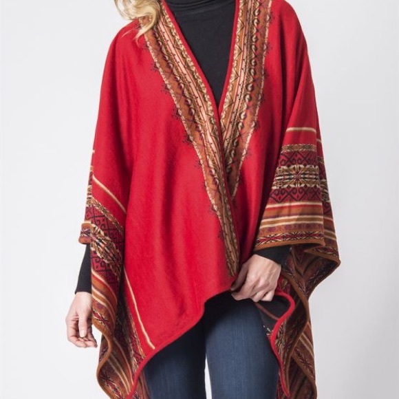 **SOLD** Stunning Reversible Alpaca Ruana *HP* - Picture 3 of 7